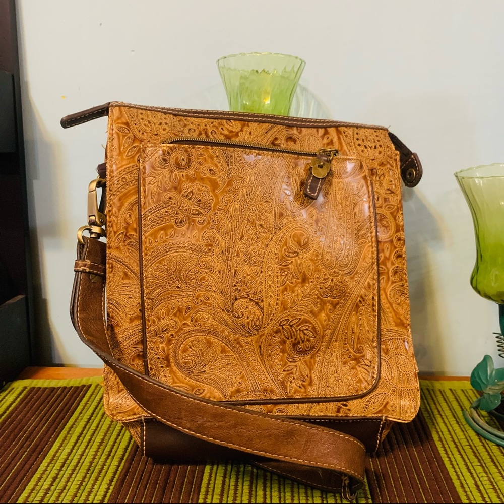 5 for $15‼️RELIC Beautiful Embossed Satchel
